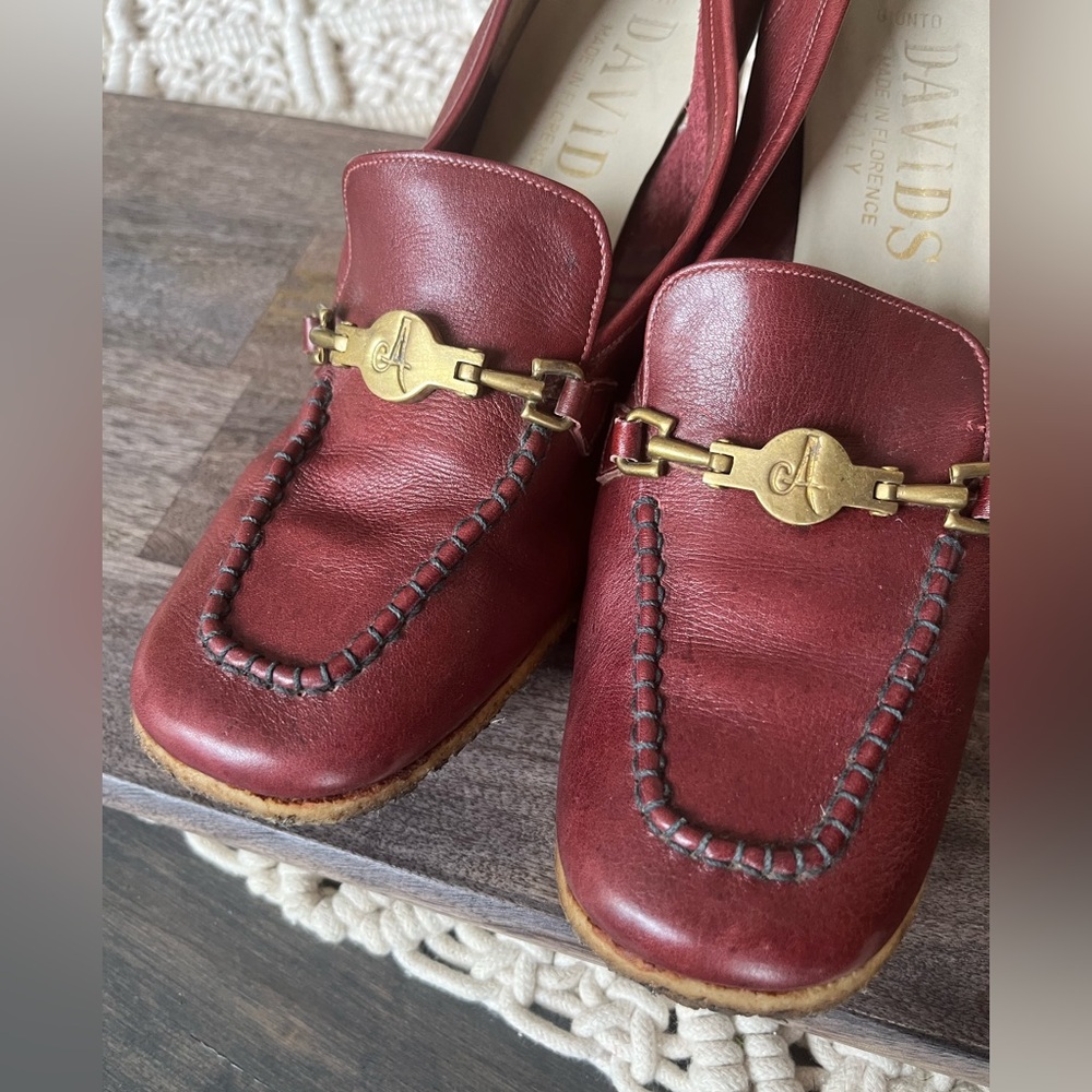 DAVIDS Vintage Wedge Loafer Size 9 Like New